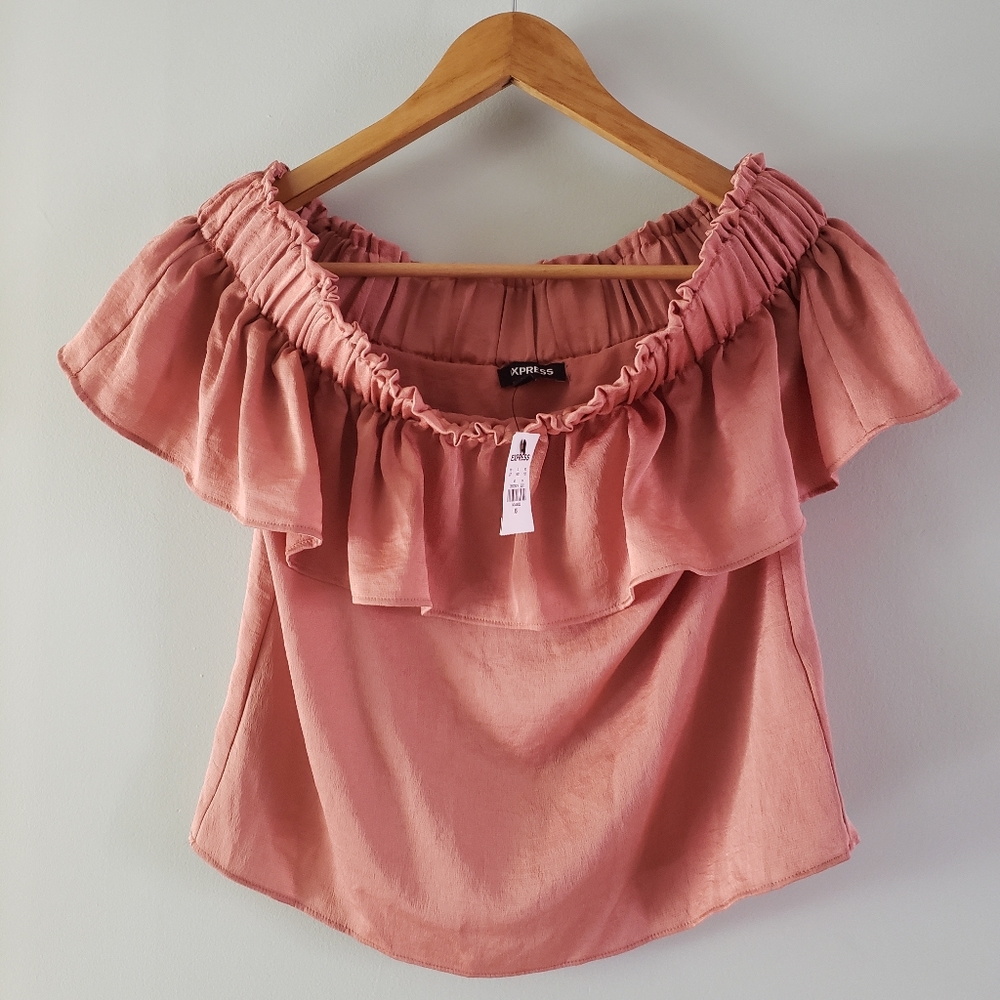 Express off the shoulder ruffle top. XS
